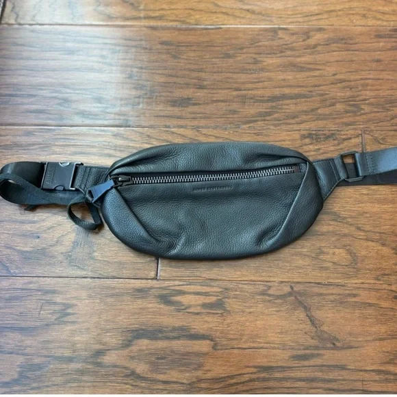 Aimee Kestenberg Milan Black Leather Belt Bag - Picture 2 of 5